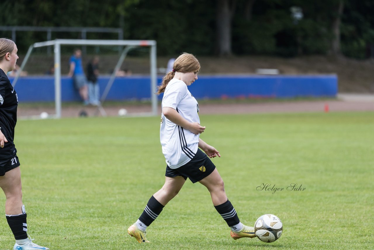 Bild 112 - Loewinnen Cup